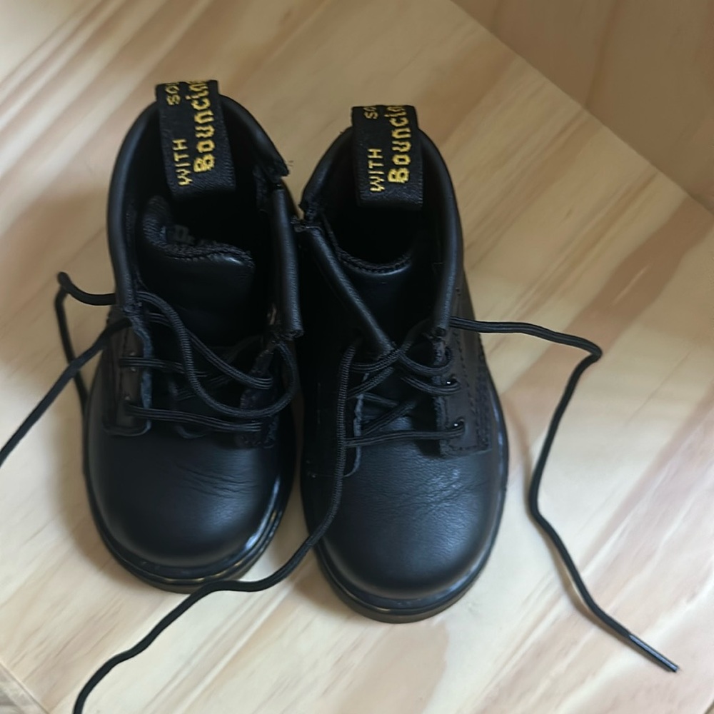 Dr martens toddler